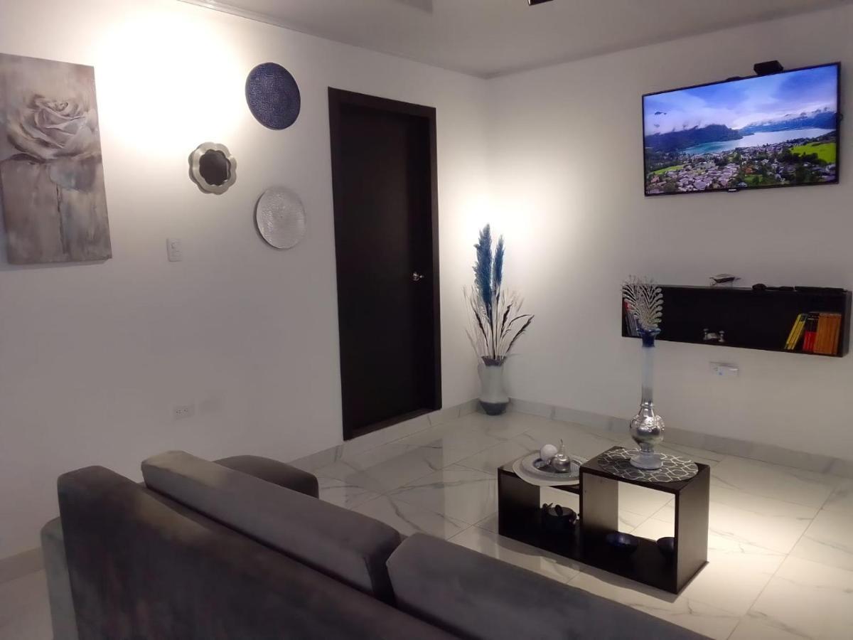 Jardines Ambato Hotel Luaran gambar