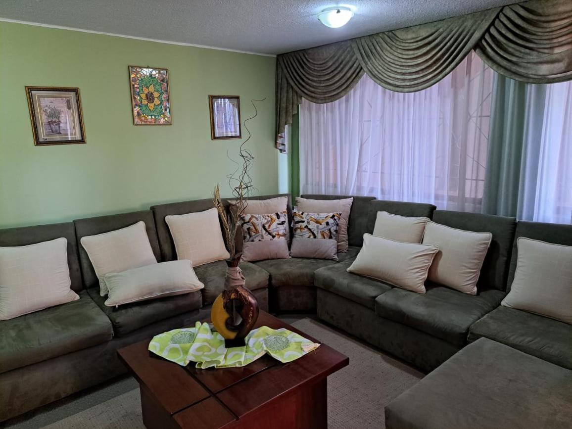 Jardines Ambato Hotel Luaran gambar